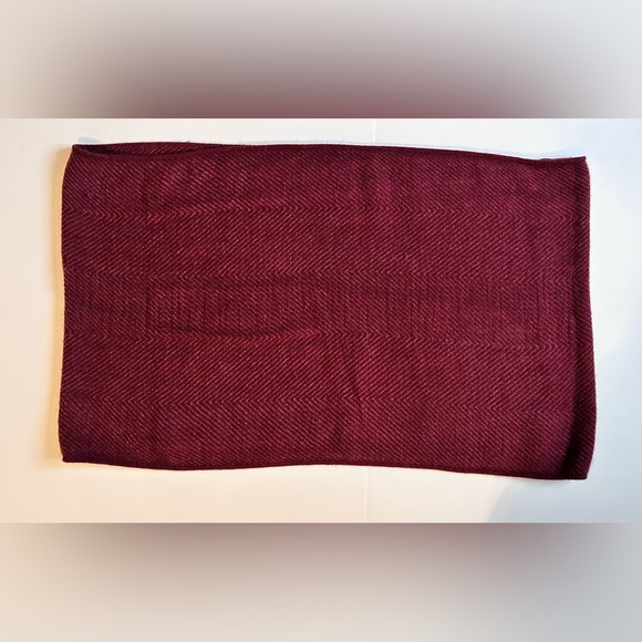 Modena Infinity Scarf With Chevron Pattern, Burgundy - Picture 3 of 5